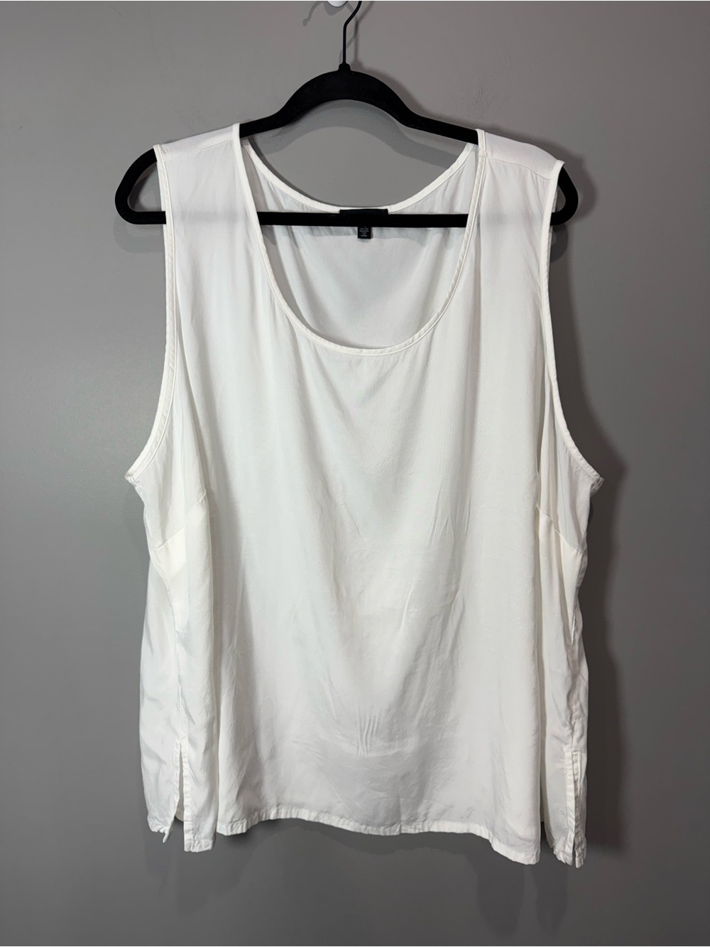 Universal Standard White Tank Top‎ XL | Stretch Basic Capsule Wardrobe Essential